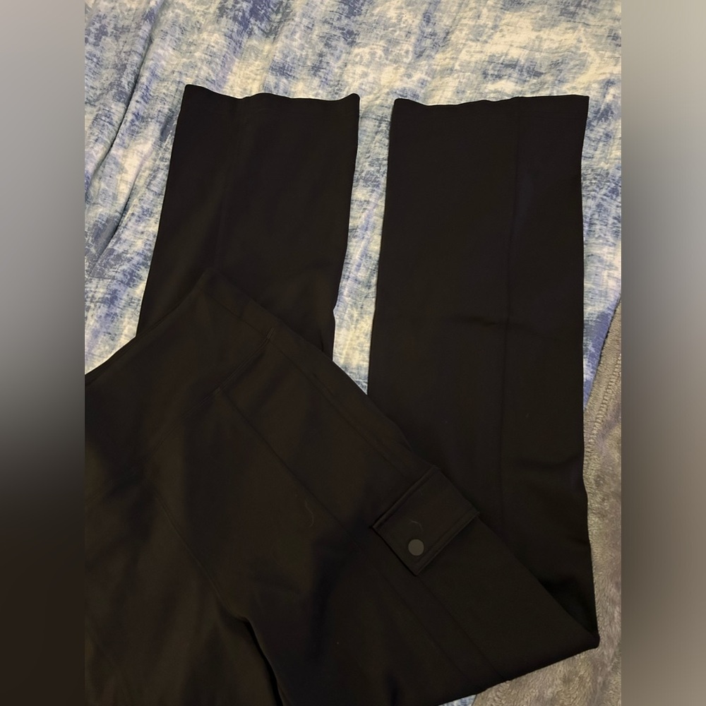 Athleta Straight Cargo pants